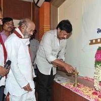 Chiranjeevi & Tollywood Condolences to Jaladi - Pictures | Picture 104377